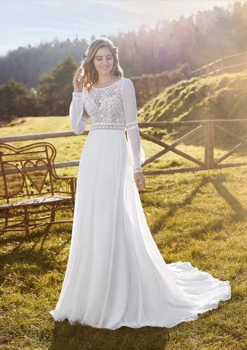 boho svatební šaty s rukávem